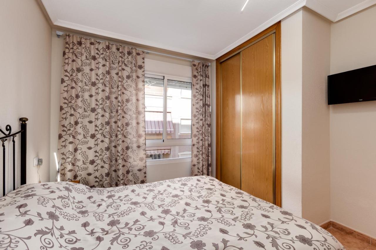 Apartaments Amalia On The Beach ตอร์เรเวียคา ภายนอก รูปภาพ