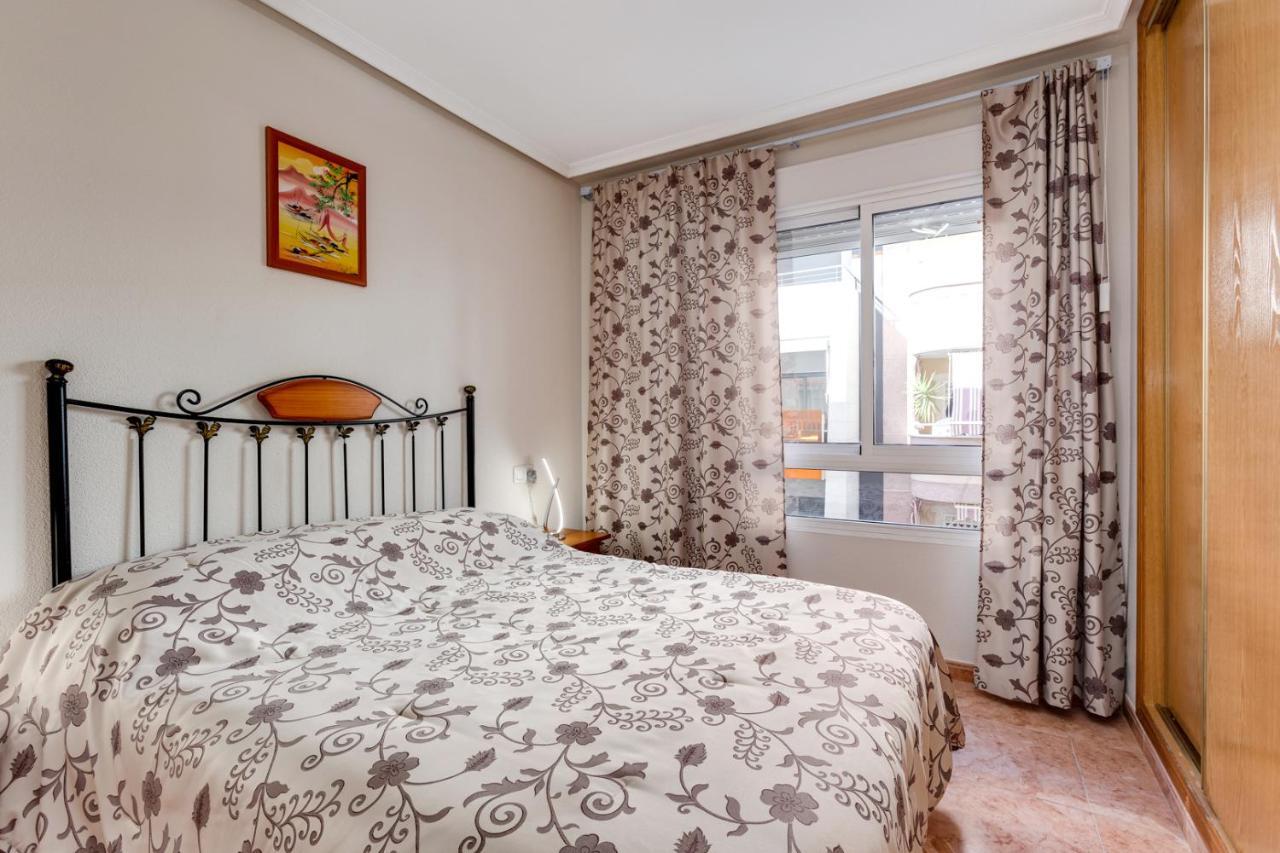 Apartaments Amalia On The Beach ตอร์เรเวียคา ภายนอก รูปภาพ