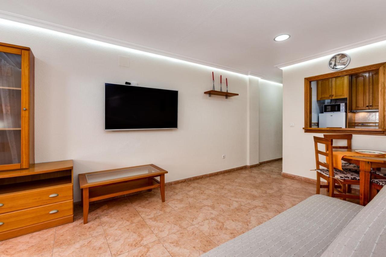 Apartaments Amalia On The Beach ตอร์เรเวียคา ภายนอก รูปภาพ