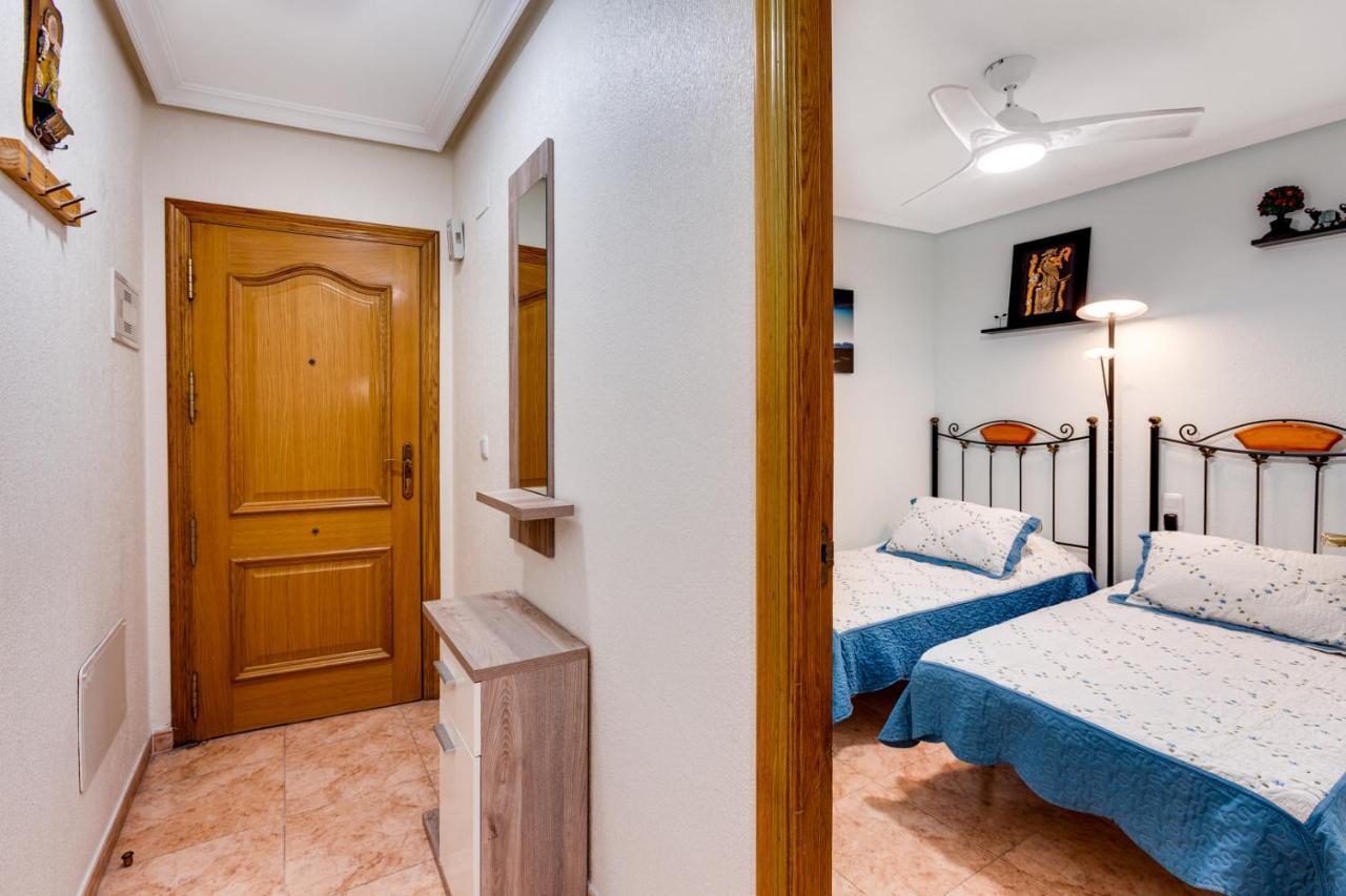 Apartaments Amalia On The Beach ตอร์เรเวียคา ภายนอก รูปภาพ